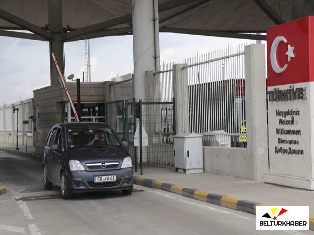 Gurbetçilerin sıla yolculuğu Kovid-19'a rağmen sürüyor