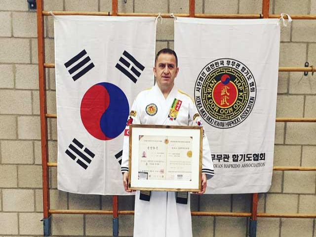 Belçikalı Türk HAPKIDO Büyük ustasına Kore'den 8ci DAN.