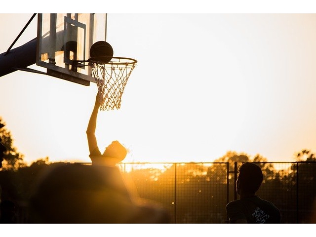 Belçikalı eski basketbolcu kendisine kasten Kovid-19 virüsü bulaştırdı