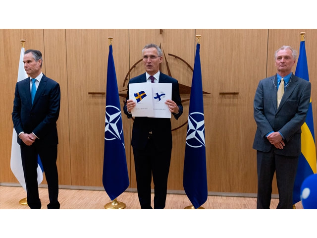 Finlandiya ve İsveç, NATO'ya resmi üyelik başvurularını yaptı