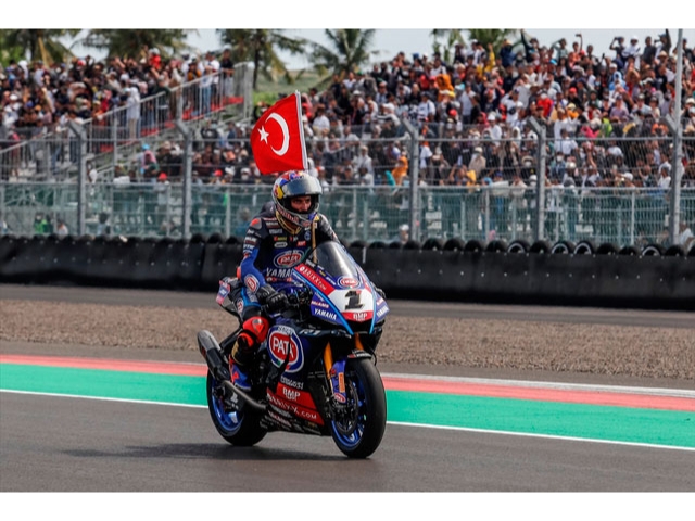 Milli motosikletçi Toprak Razgatlıoğlu, dünya ikinciliği için pistte 'hız' yapacak