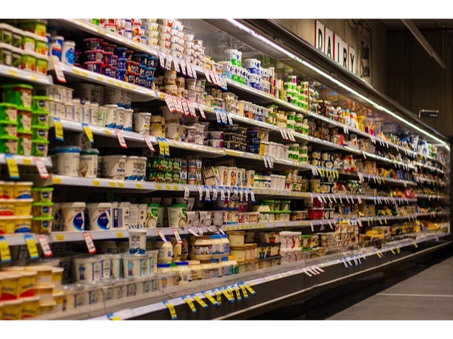 Brüksel'deki süpermarketlere satamadıkları gıdaları bağışlama mecburiyeti geliyor