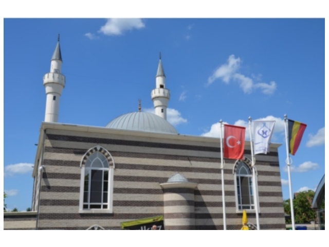 Belçika'da Müslüman toplum, camilerine resmi onay almakta zorlanıyor