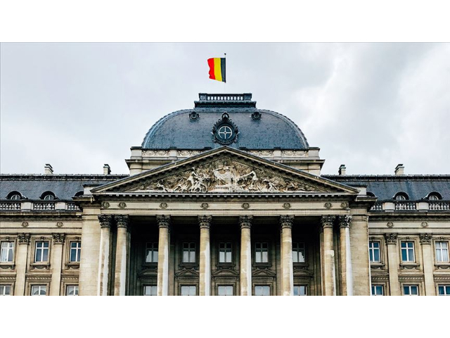 Belçika'da hükümeti kurma görevini devralan Flaman lideri zorlu koalisyon süreci bekliyor