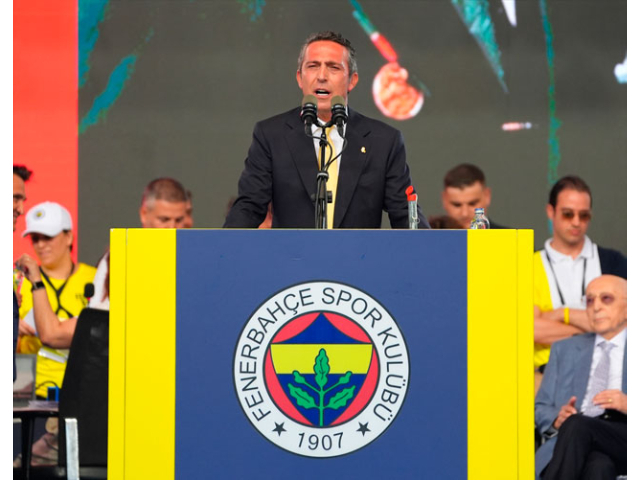 Fenerbahçe'de Ali Koç yeniden başkan seçildi