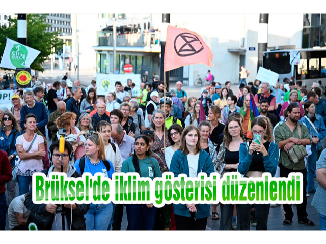 Brüksel'de iklim gösterisi düzenlendi