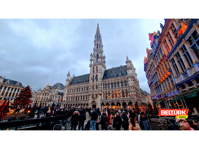 Grand Place: Brüksel'in Kalbindeki Tarihi Miras