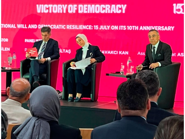 Belçika'da "Milli İrade ve Demokratik Direnç: 10. Yılında 15 Temmuz" paneli düzenlendi