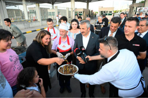 Gurbetçilere renkli karşılama