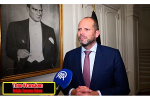 Belçika Savunma Bakanı Francken: "Tüm gözler Ankara'da"