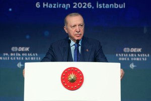 Erdoğan'dan Gurbetçilere Çağrı: "Sizler de yeni ve güçlü Türkiye'nin büyüme hikayesinin bir parçası olun"