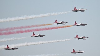 Türk Yıldızları’nın Belçika’daki gösterisi büyük ilgi gördü