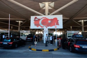 Yurt dışında yaşayan Türklerin "vatan yolculuğu" gümrük kapılarının dijitalleşmesiyle hızlandı