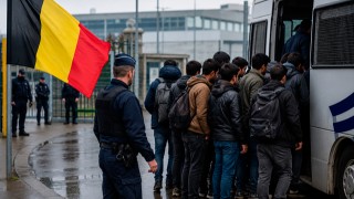 Belçika'da tartışmalı göç tasarısı "ICE" benzetmelerine neden oldu